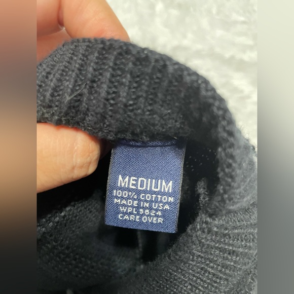 RoundTree & Yorke Crewneck Sweatshirt | Black with Stripes | Medium - Picture 11 of 11